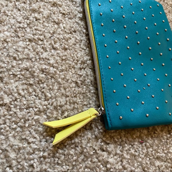 Ipsy Bag - Picture 4 of 5